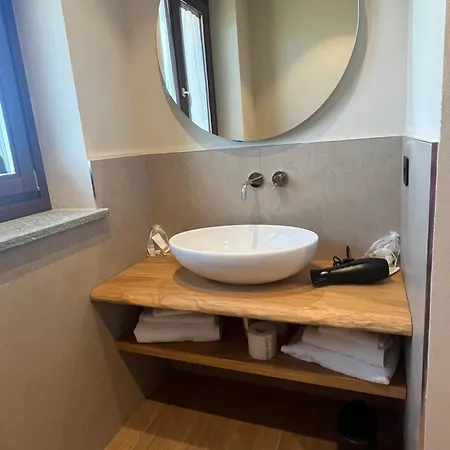 Bed & Breakfast La Porta Delle Meraviglie 3*