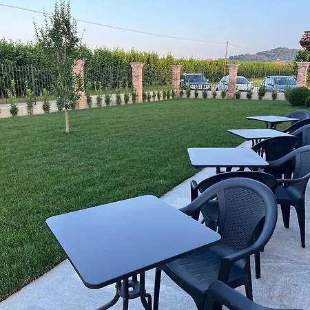 La Porta Delle Meraviglie 3* サルッツォ