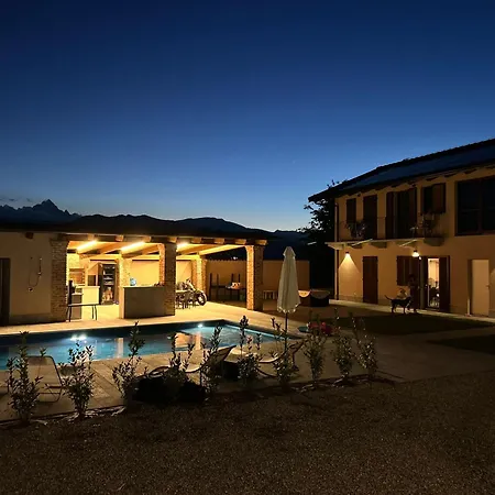 Bed & Breakfast La Porta Delle Meraviglie 3*