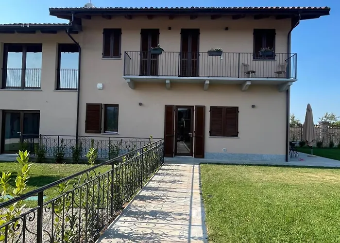 La Porta Delle Meraviglie Bed & Breakfast Saluzzo