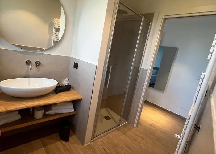 La Porta Delle Meraviglie Bed & Breakfast Saluzzo